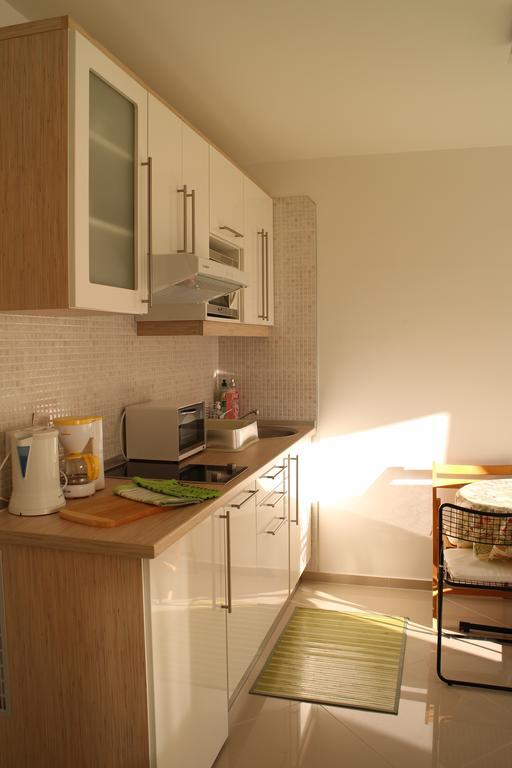 Bamboo Wellness Apartment Siofok Room photo
