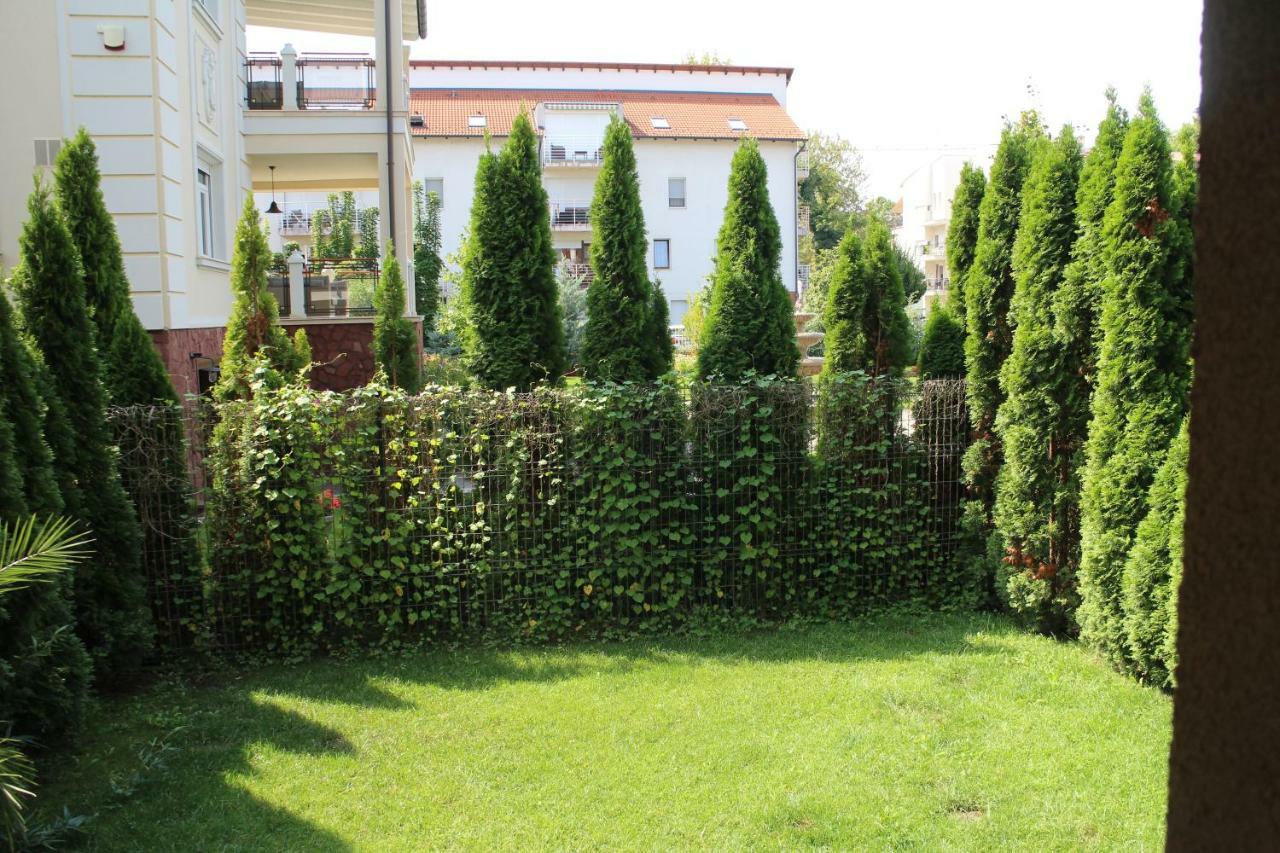 Bamboo Wellness Apartment Siofok Exterior photo